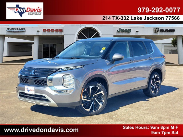 2024 Mitsubishi Outlander SE